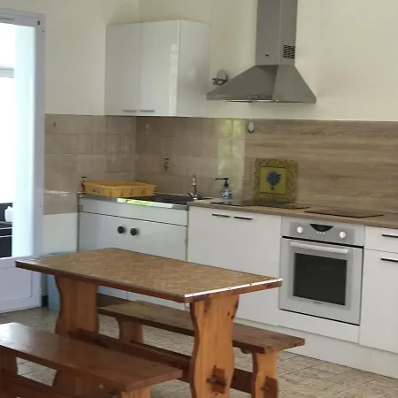 Maison Avec Courette A 450m De La Et Proche Commerces - Equipee - Fr-1-22-176 度假居 *