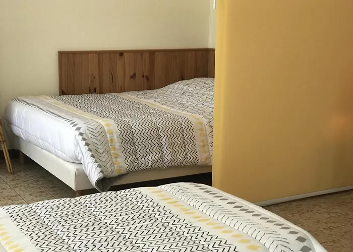 Hébergement de vacances Maison Avec Courette à 450m De La Et Proche Commerces - équipée - Fr-1-22-176 La Tranche-sur-Mer